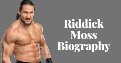 Riddick Moss: An American Wrestler: A Top N Guide Age, Weight, Height, Wife, Life, Family Biography